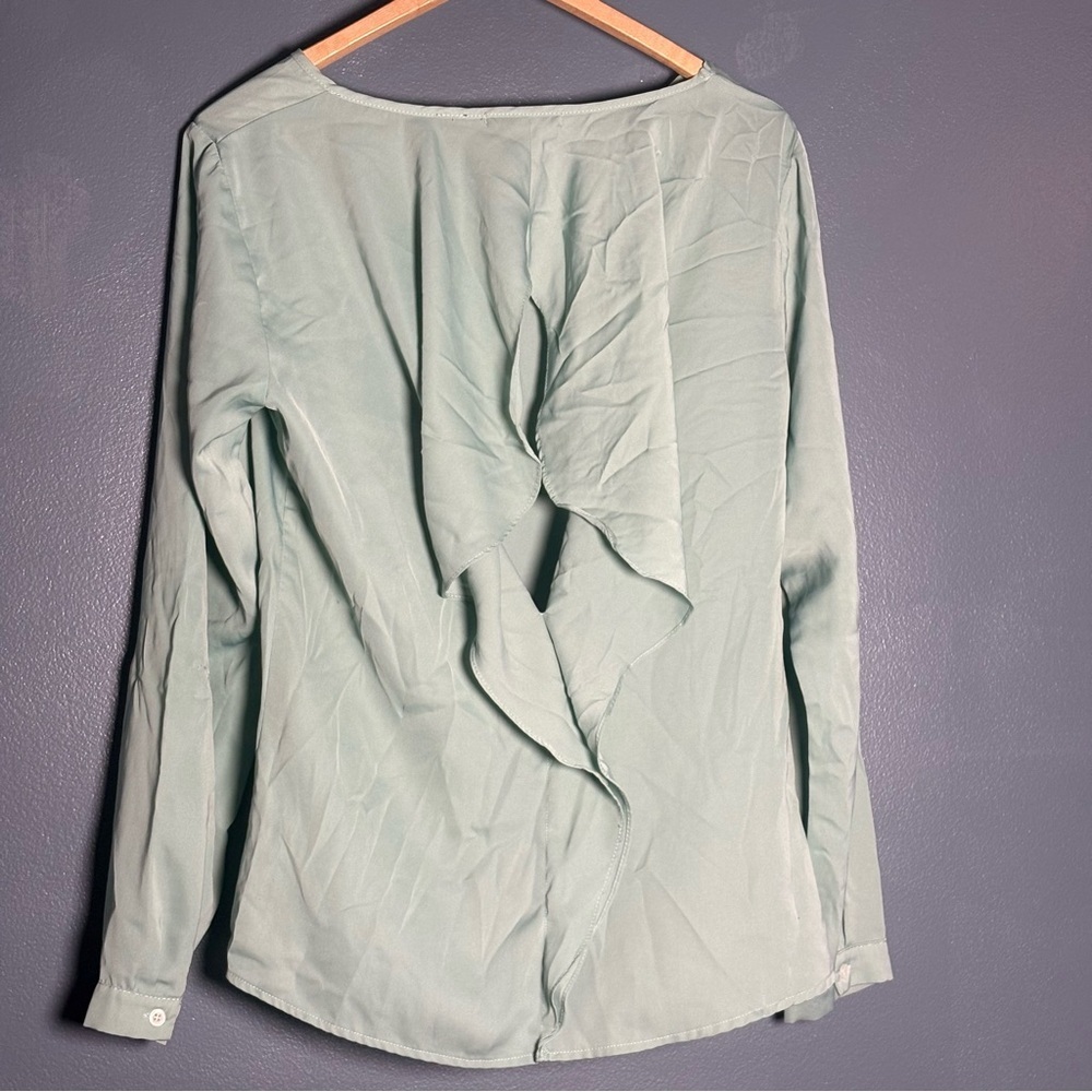 BKE Red Mint Green Blouse | Medium | Hi-Low Hem | Ruffle open Back | READ - Picture 5 of 10